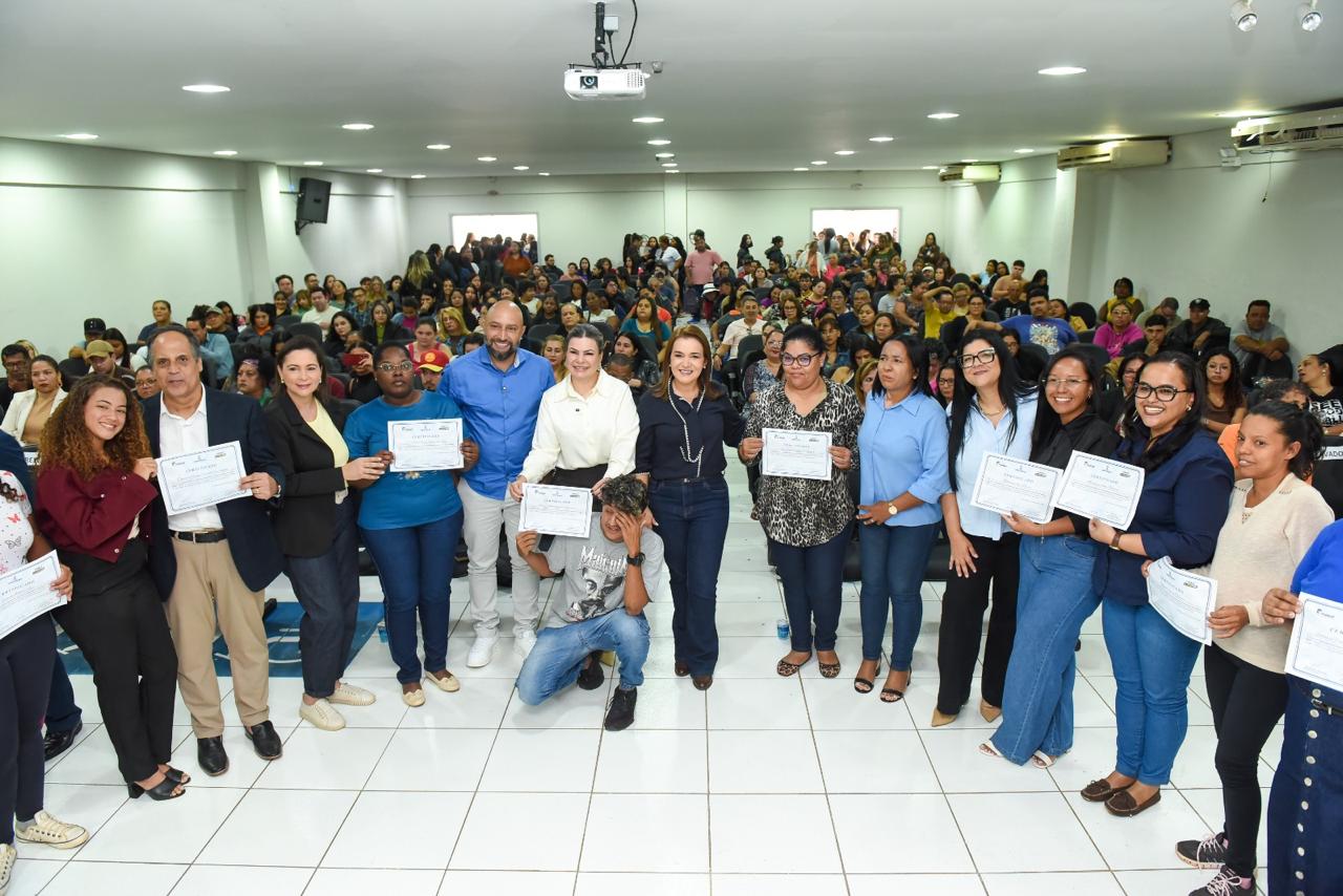 Escola Funsat certifica mais 247 beneficiários do Primt nesta quinta-feira 