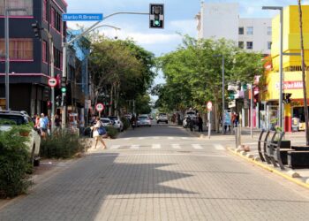Dia dos Pais deve movimentar R$ 210 milhões em Campo Grande Dia dos Pais deve movimentar R$ 210 milhões em Campo Grande
