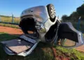 Motorista capota carro na MS-134 e escapa sem ferimentos graves Motorista capota carro na MS-134 e escapa sem ferimentos graves