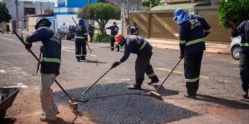 Aero Rancho recebe mutirão de tapa-buracos neste sábado