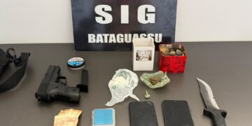 Investigação de tentativa de homicídio leva à desarticulação de ponto de tráfico e apreensão de drogas