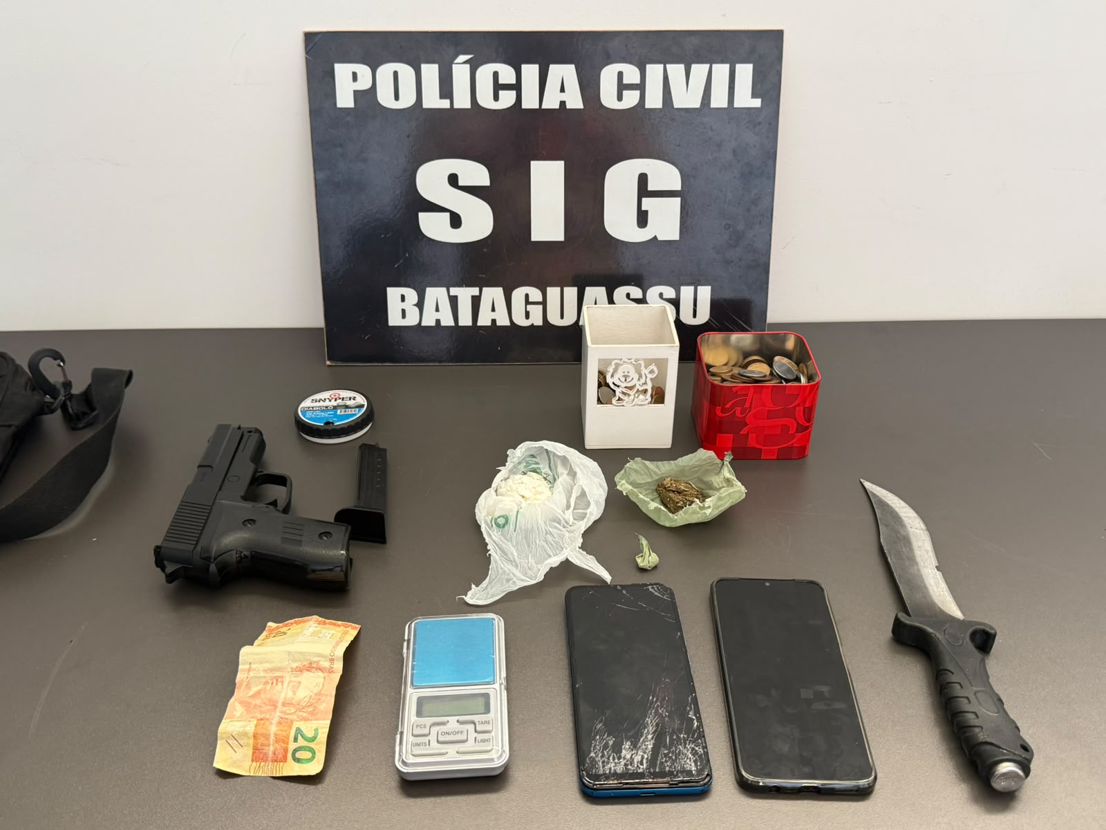 Investigação de tentativa de homicídio leva à desarticulação de ponto de tráfico e apreensão de drogas