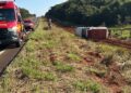 Ambulância perde controle após pneu estourar na MS-040 durante viagem entre estados Ambulância perde controle após pneu estourar na MS-040 durante viagem entre estados