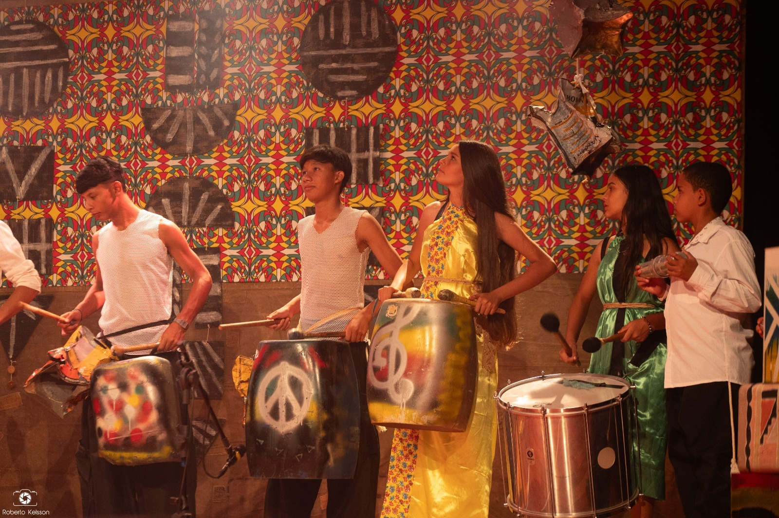 Teatro Aracy Balabanian sedia show da BatuqueCanta 