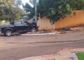 Caminhonete atinge poste e deixa moradores sem energia em Campo Grande Caminhonete atinge poste e deixa moradores sem energia em Campo Grande
