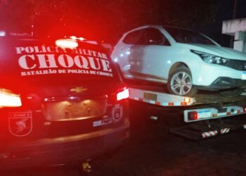 Carro roubado é recuperado horas depois pela PM em Campo Grande