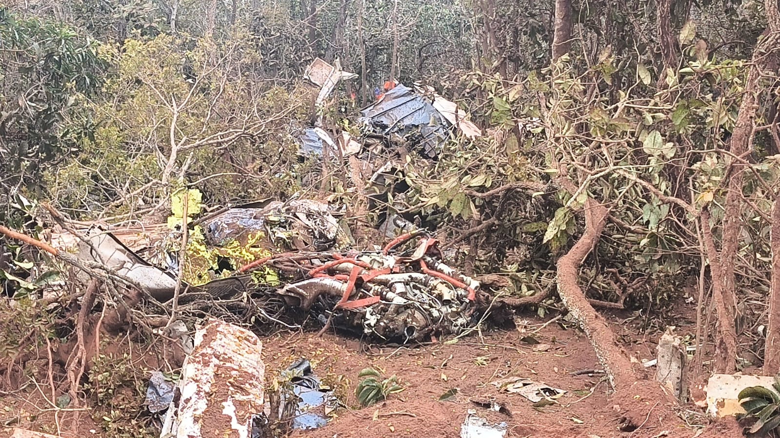 Vídeo: Destroços de avião são encontrados e duas mortes são confirmadas em Campo Grande