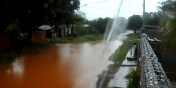 Equipes trabalham para restabelecer energia após temporal atingir bairros de Campo Grande