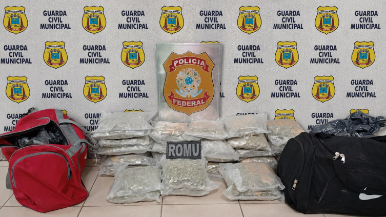 Boliviano é preso com 15 kg de skunk na rodoviária de Corumbá