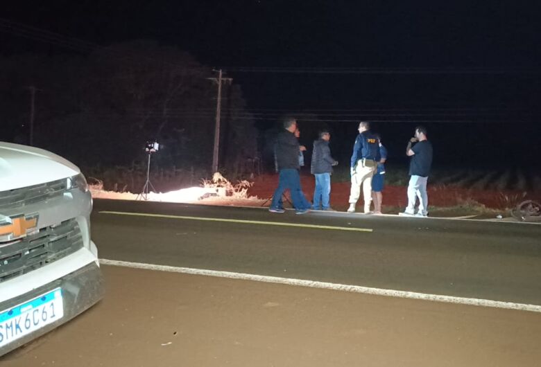 Jovem de 18 anos morre após ser atingido por caminhonete na BR-376