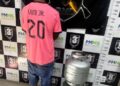 Câmeras flagram furto de botijões e jovem é preso Câmeras flagram furto de botijões e jovem é preso