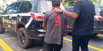 Homem é condenado a mais de 36 anos por matar esposa na frente do filho