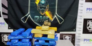Trio é preso com mais de 24 kg de maconha