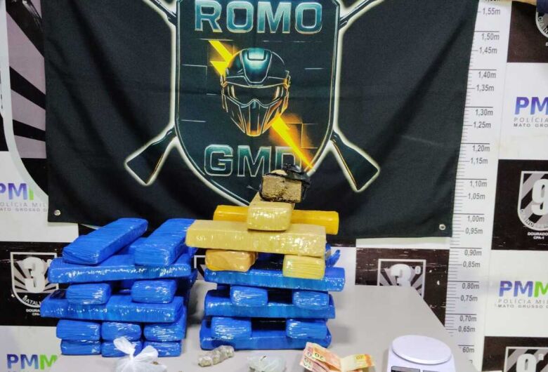 Trio é preso com mais de 24 kg de maconha