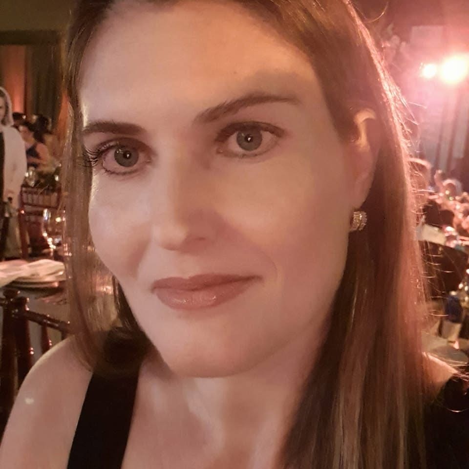 Família de fisioterapeuta morta na casa do marido, médico, contesta tese de suicídio e reafirma confiança na polícia