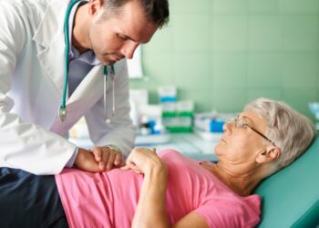 Hepatites virais: diagnóstico precoce evita complicações no fígado