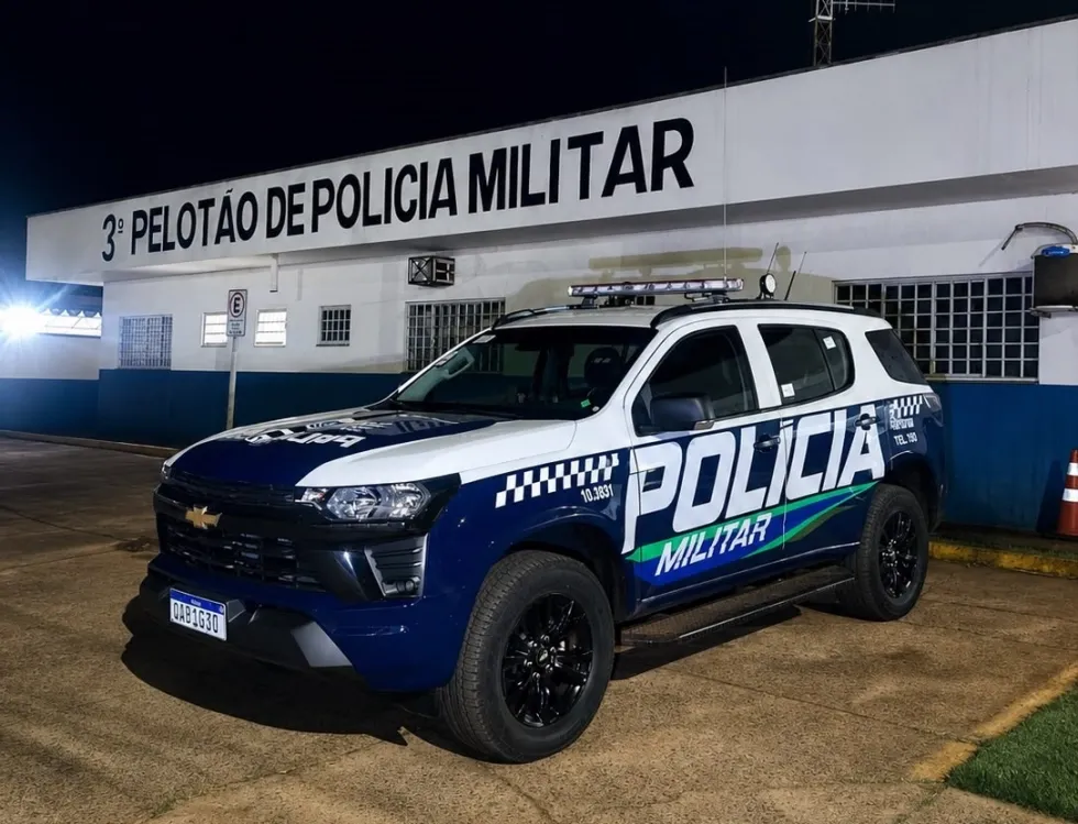 Filho é preso após agredir a própria mãe com faca