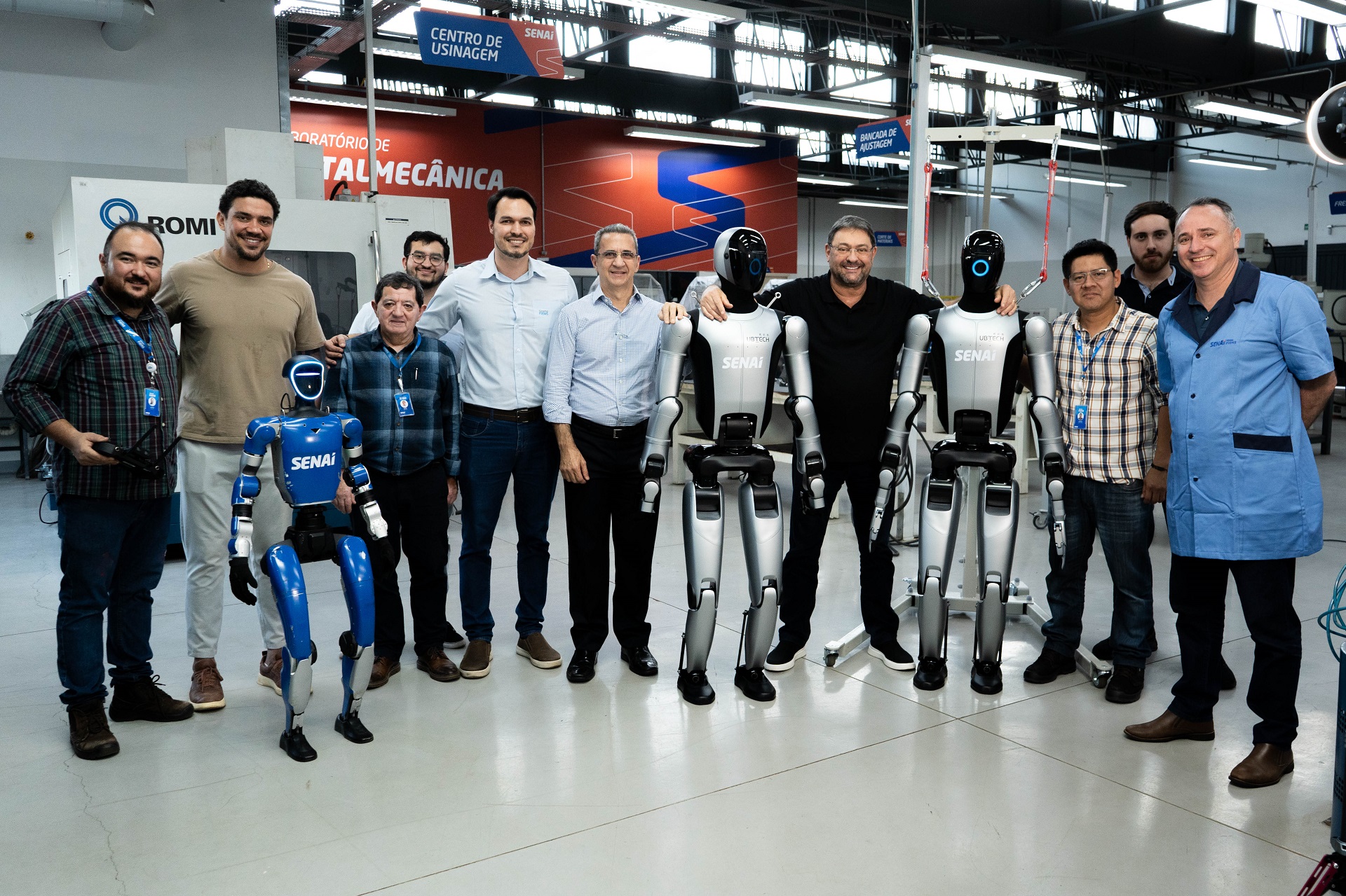 Senai recebe robôs humanoides inéditos na América Latina