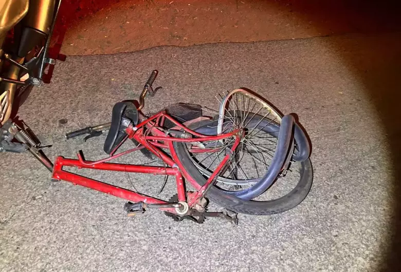 Ciclista morre após ser atropelado por caminhão na BR-158