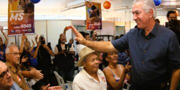 Reinaldo inicia campanha ao Senado ao lado de apoiadores e candidatos