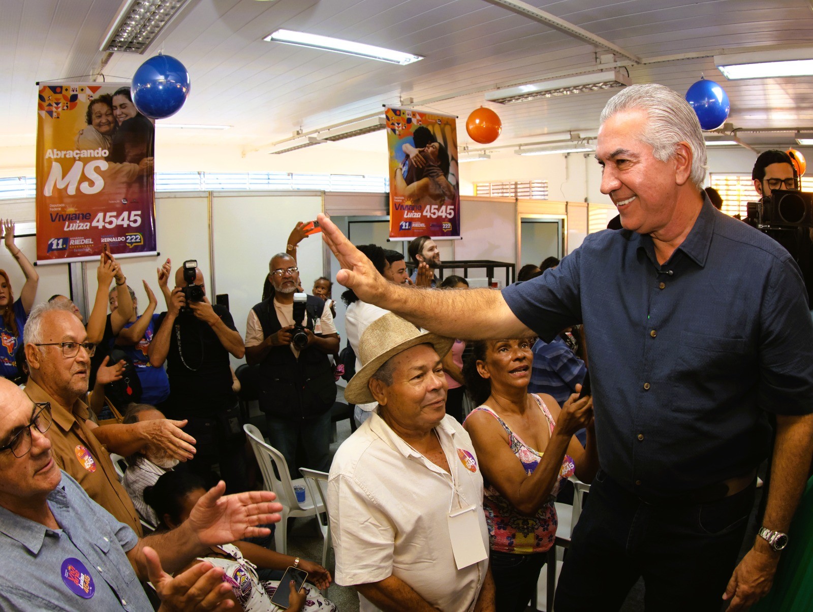 Reinaldo inicia campanha ao Senado ao lado de apoiadores e candidatos