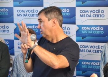Riedel evita “salto alto”, diz que reeleição será decidida pela voz do povo e que “não tem tempo de ficar brigando”