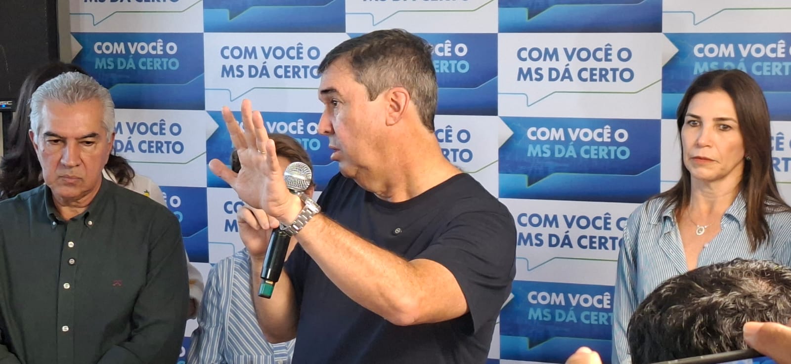 Riedel evita “salto alto”, diz que reeleição será decidida pela voz do povo e que “não tem tempo de ficar brigando”