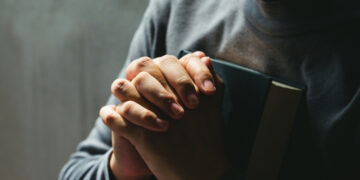 Pastor é condenado por estelionato após prometer cura espiritual e receber valores de vítima em MS