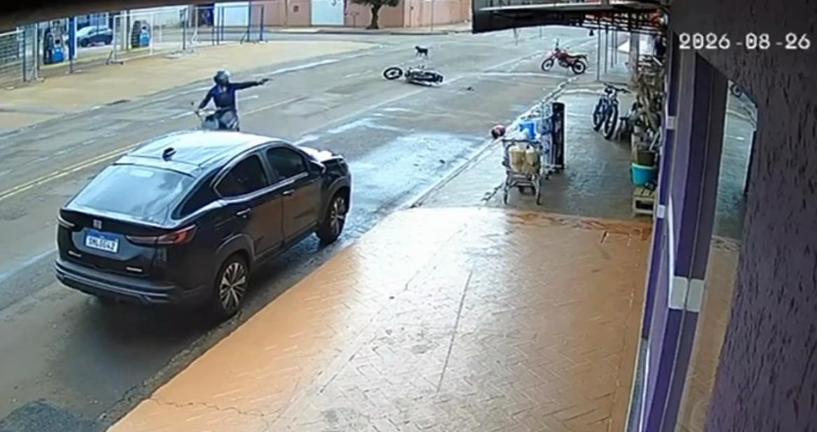 Ataque a tiros em plena rua assusta moradores e expõe disputa entre facções