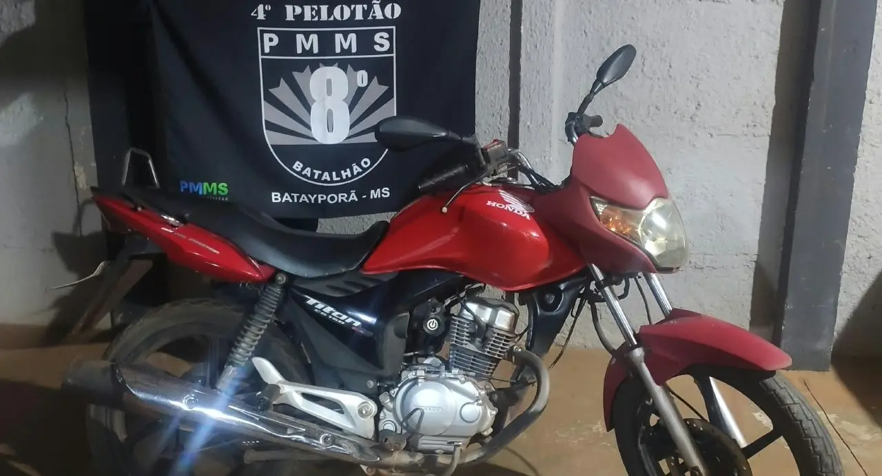 Moto furtada é encontrada abandonada menos de uma hora após o crime
