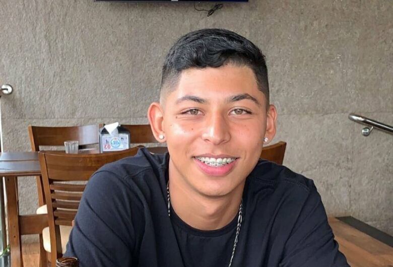 Família busca ajuda para trazer corpo de jovem encontrado morto em SC