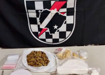 Homem é preso com mais de 1,5 kg de drogas e cita “Famosinho” como dono dos entorpecentes
