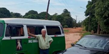 Batida de frente entre dois carros mata idoso de 78 anos na BR-376