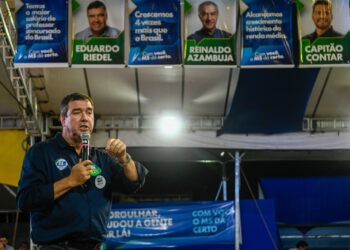 Fecha a conta e passa a régua: Prefeitos de MS se unem a reeleição de Riedel Fecha a conta e passa a régua: Prefeitos de MS se unem a reeleição de Riedel