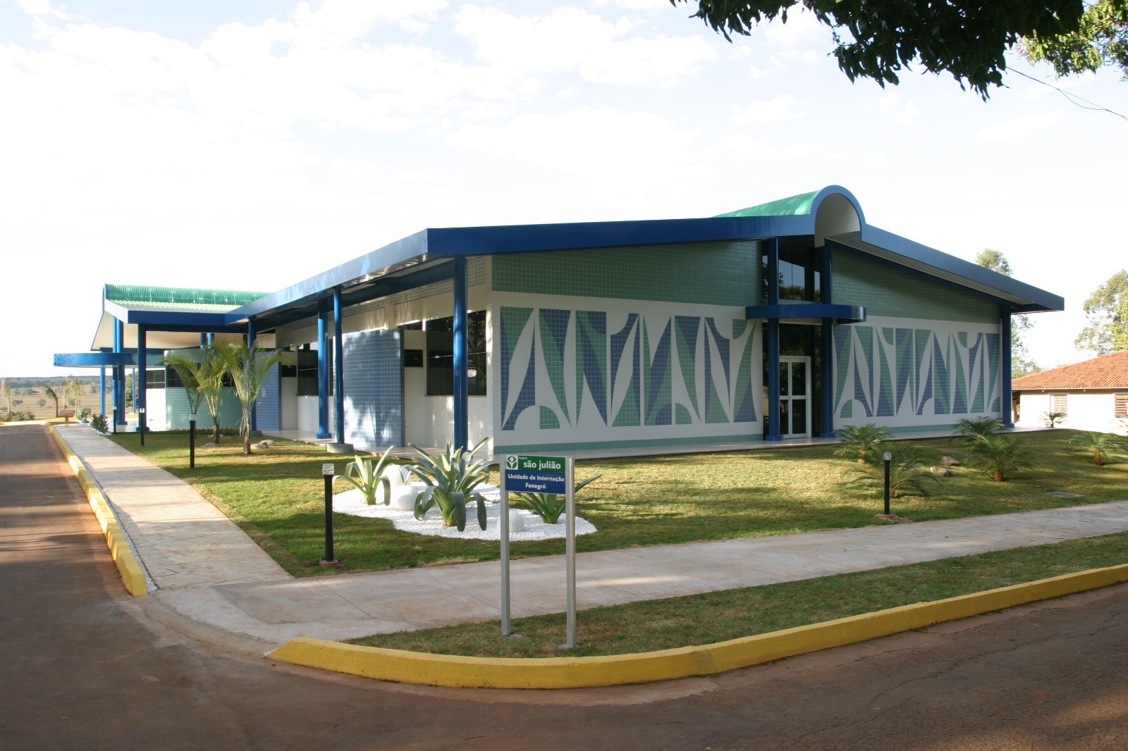 Hospital São Julião recebe prefeito italiano em programação que celebra parceria de mais de 50 anos