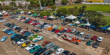 Encontro de carros antigos reúne mais de 30 mil pessoas em Campo Grande
