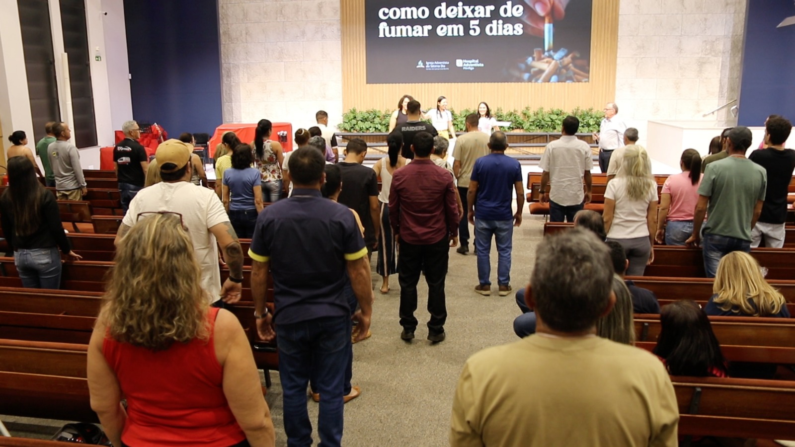 Curso gratuito ajuda fumantes a abandonar o cigarro em cinco dias