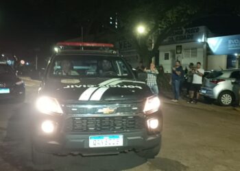 Dois são presos e outros dois são procurados por execução em garagem Dois são presos e outros dois são procurados por execução em garagem