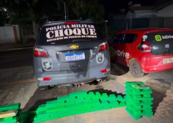 Casal é preso com 120 quilos de maconha armazenados em residência em Campo Grande Casal é preso com 120 quilos de maconha armazenados em residência em Campo Grande