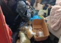 Suspeito é pego e polícia descobre esconderijo de drogas