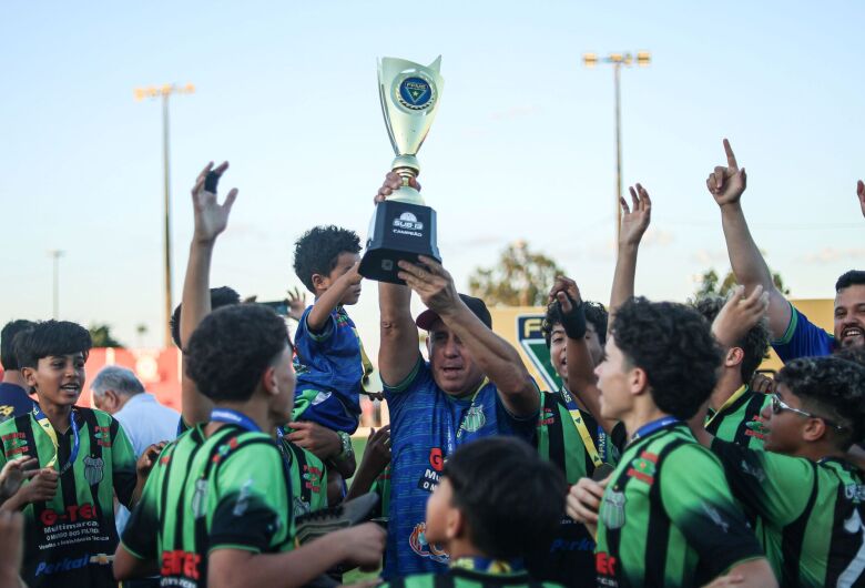 Náutico segura empate e conquista bicampeonato estadual Sub-13 em Campo Grande