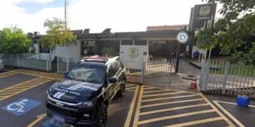 Demissão termina em prisão após homem ser flagrado com haxixe e admitir que venderia droga