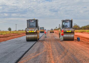 Gerson destaca impacto das obras rodoviárias no desenvolvimento e na qualidade de vida em MS Gerson destaca impacto das obras rodoviárias no desenvolvimento e na qualidade de vida em MS