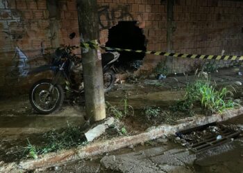Motociclista morre após perder controle da direção no Jardim Tijuca Motociclista morre após perder controle da direção no Jardim Tijuca