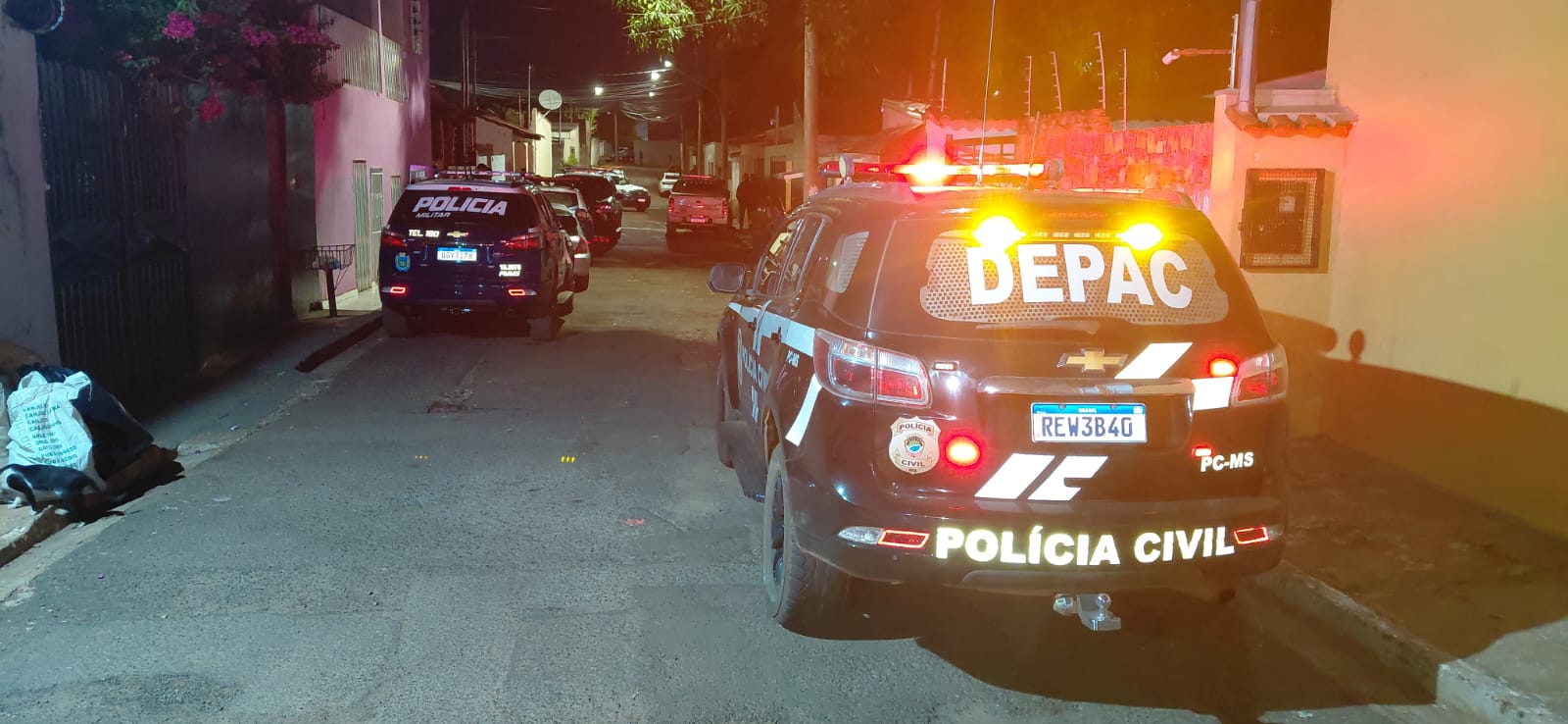 Suspeito morre após ser baleado durante confronto com a PM na Vila Nhanhá