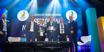 Gestão Riedel reduz extrema pobreza e leva MS a prêmio nacional de políticas públicas