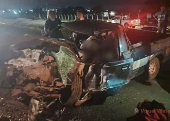 Homem morre após batida entre Pampa e Fiat Toro na BR-262 Homem morre após batida entre Pampa e Fiat Toro na BR-262