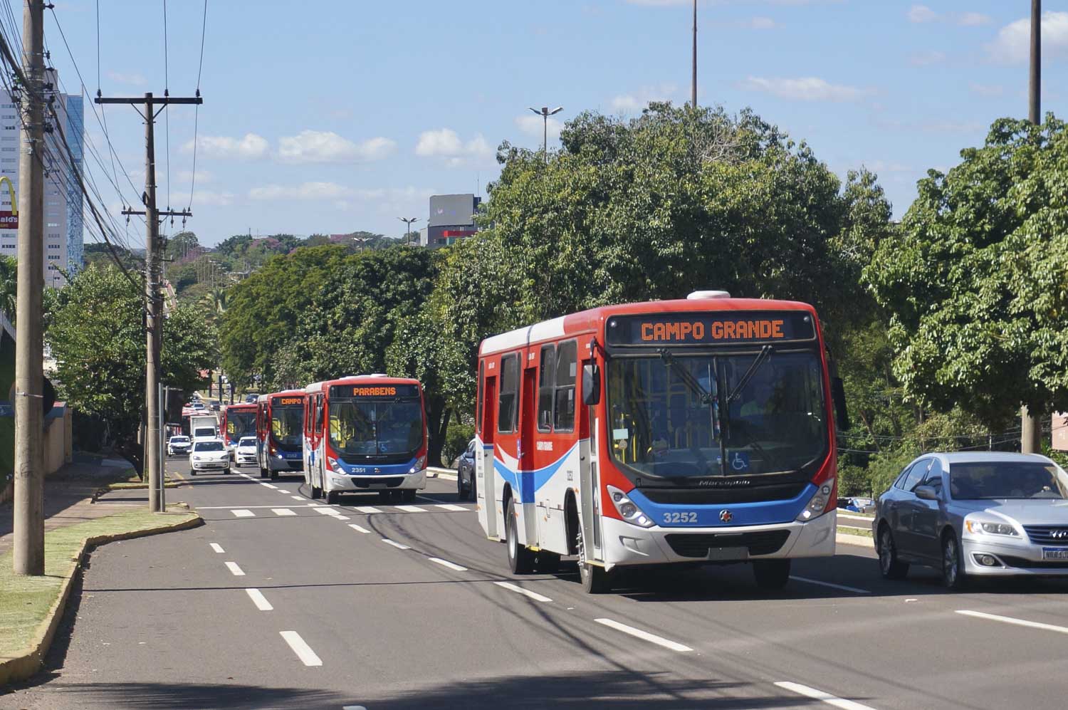 Linhas de ônibus terão horários diferenciados no feriado