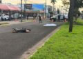 Motociclista morre após bater contra árvore na Manoel da Costa Lima Motociclista morre após bater contra árvore na Manoel da Costa Lima