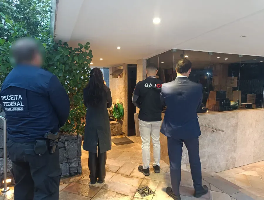 Operação investiga esquema para ocultar dinheiro usado na compra de distribuidora de combustíveis